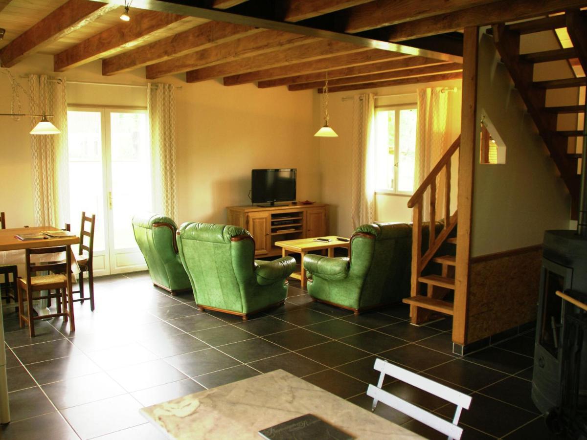 Modern Holiday Home With Private Pool Loubressac Ruang foto