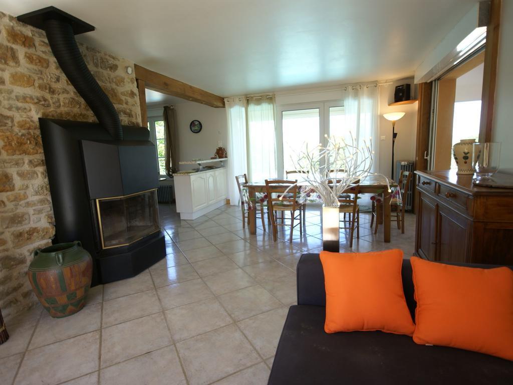 Modern Holiday Home With Private Pool Loubressac Ruang foto
