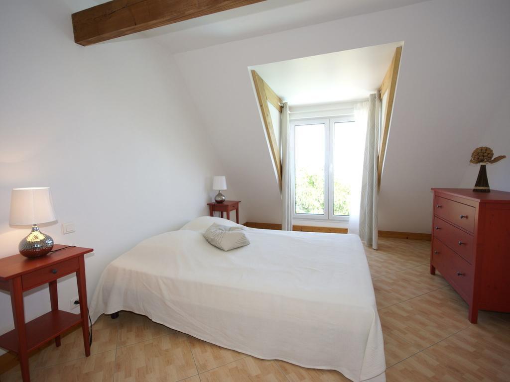 Modern Holiday Home With Private Pool Loubressac Ruang foto